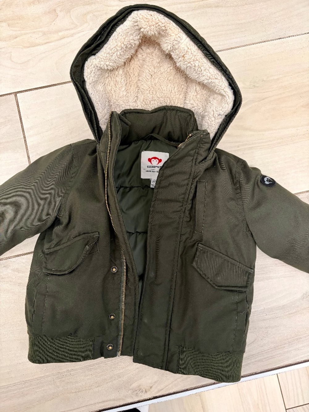 Appaman green coat with detachable fur hood
